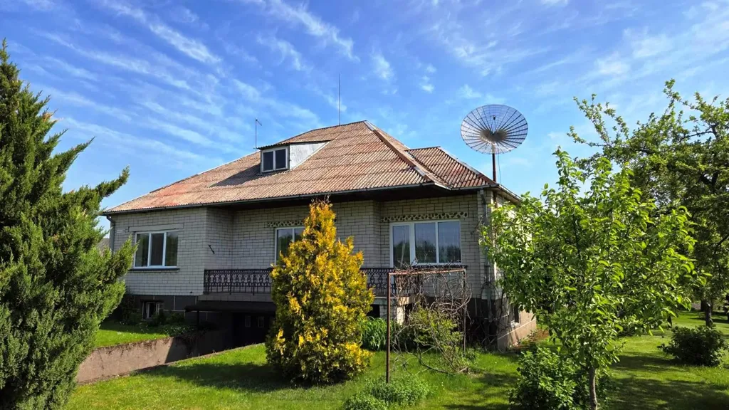 Välivaade - House with Garage and Garden in Radžiūnai