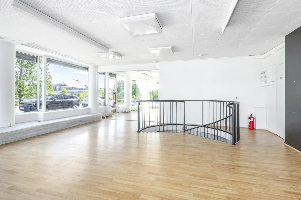 Pièces - Commercial Space in Hyvinkää's Centre