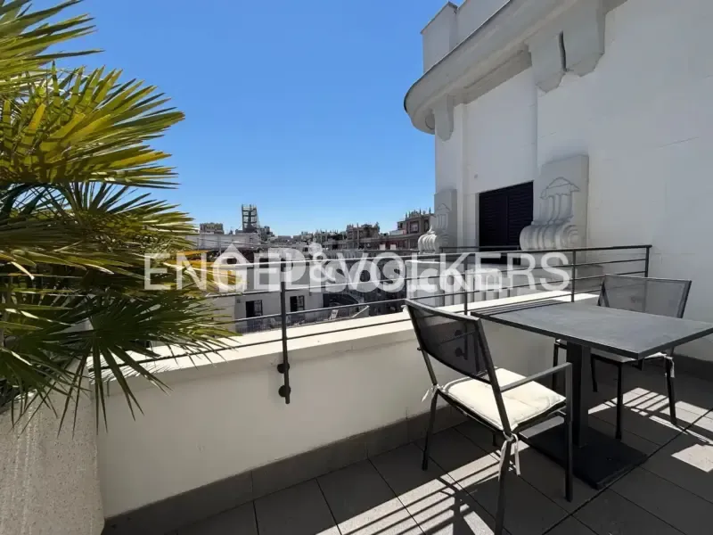 Terrazza - Luxury Apartment with Rooftop Pool in Gran Vía