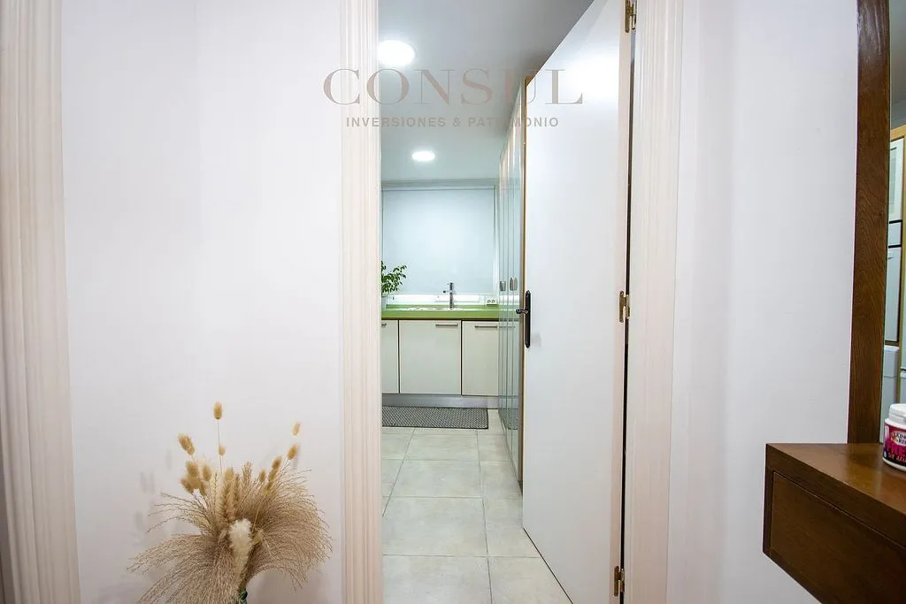 Entrée - 3-Bedroom Apartment with Balcony in La Banda