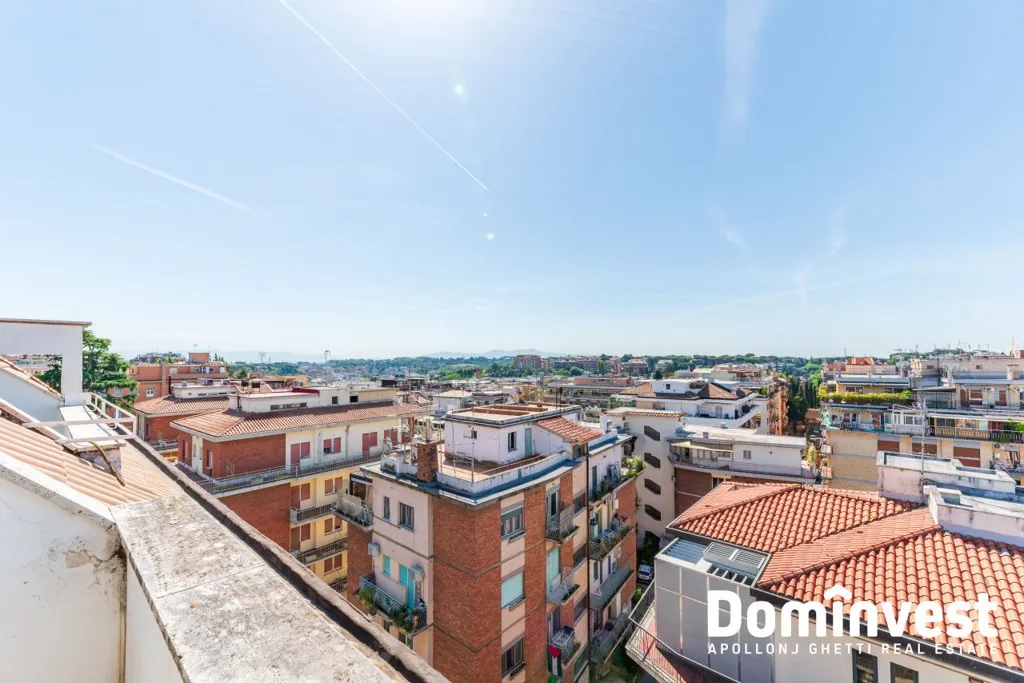 Rõdu - Attico with Panoramic Terrace in Via Aurelia