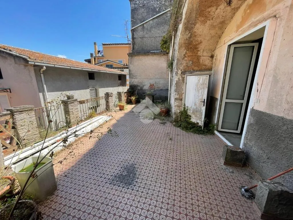 Giardino - Historic Semidetached House in Esperia