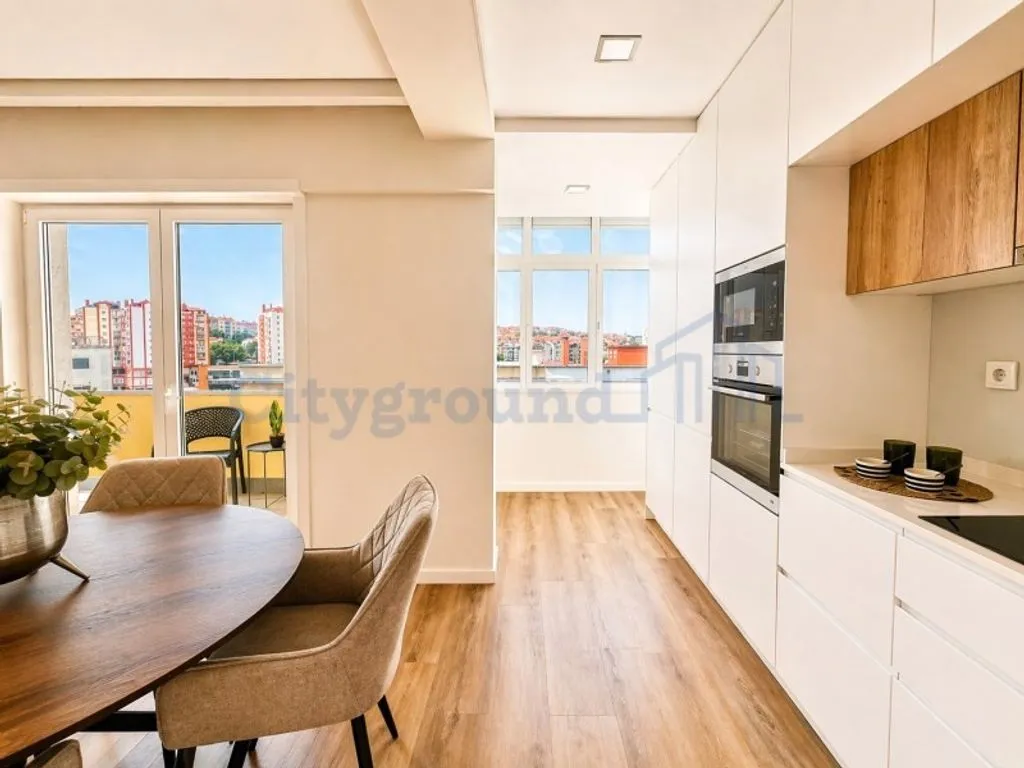 Köök - Luxury 3-Bedroom Flat in Benfica, Lisbon