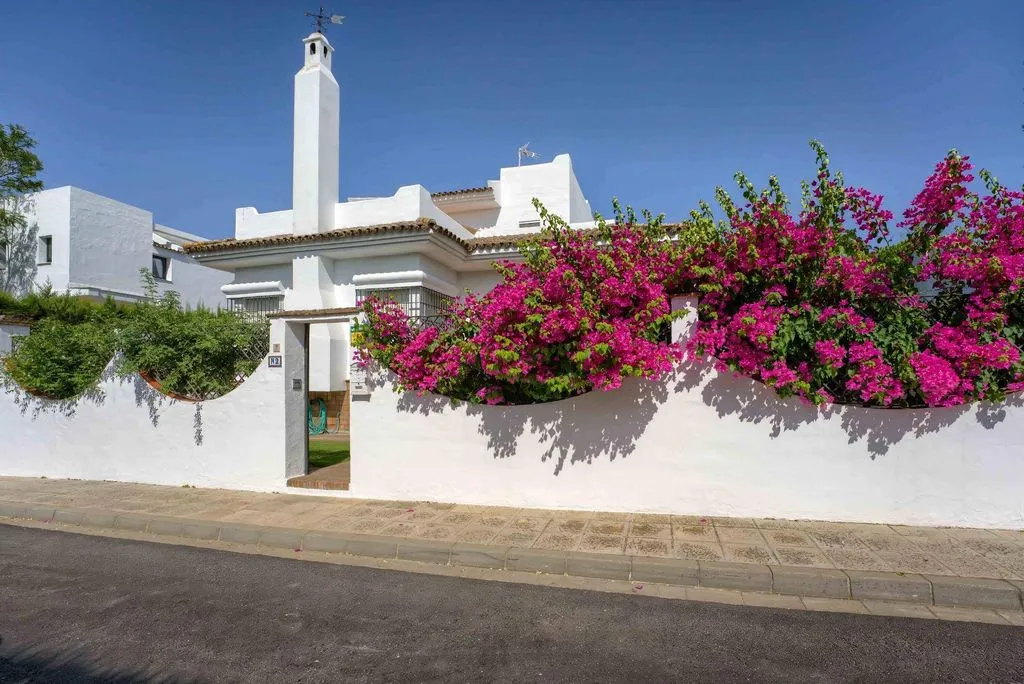 Esterno - Luxury Villa with Pool in Tomares