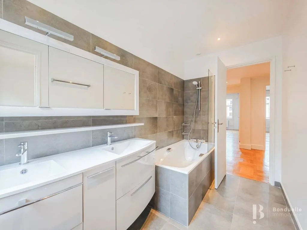 Bagni - Luxury Flat with Ascender in La Muette, Paris