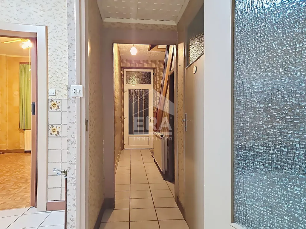 hallway_entrance