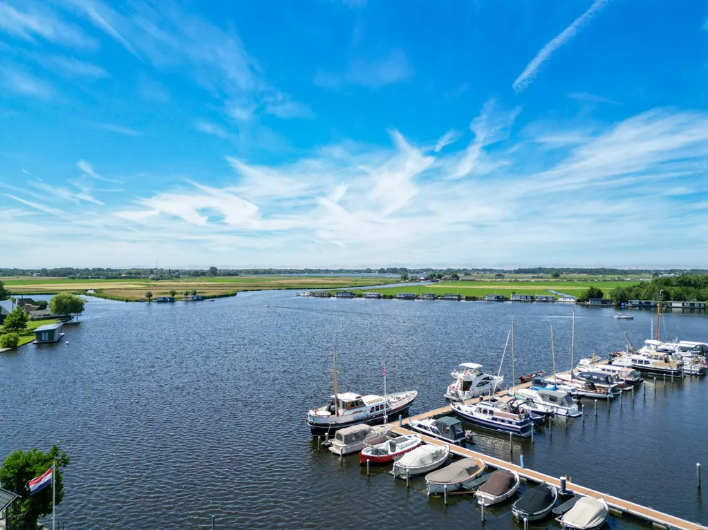 Waterfront Villa with Steiger in Oud Ade