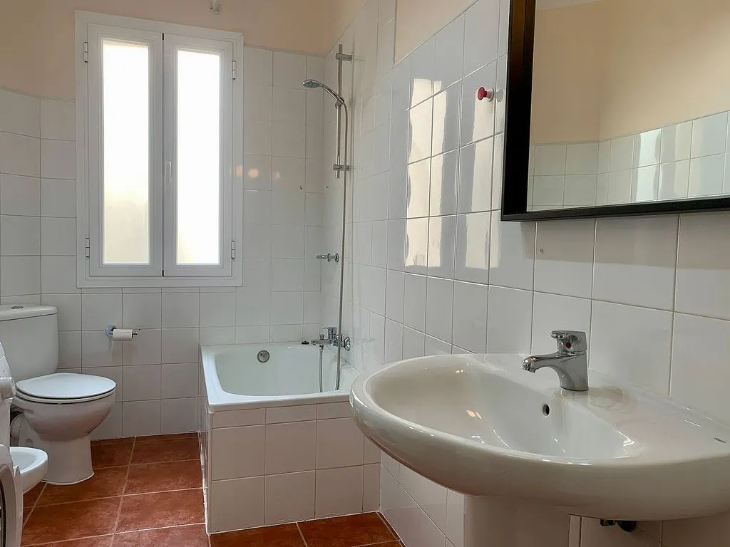 Salles de bain - Apartment with South View in Madrid