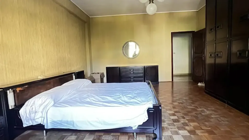 Chambres - Apartment with Balcony in Mantova