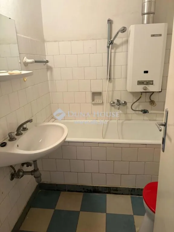 Salles de bain - Apartment with Balcony in Pécs Centre