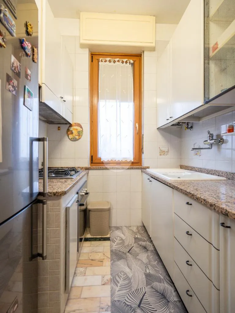 Cucina - Apartment with Balcony in Orbassano