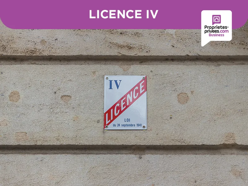Murs de Bar avec Licence 4 à Rennes