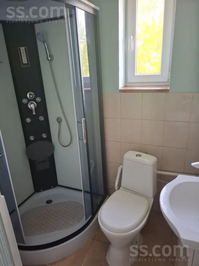Salles de bain - Two-Bedroom Apartment with Balcony in Balvi