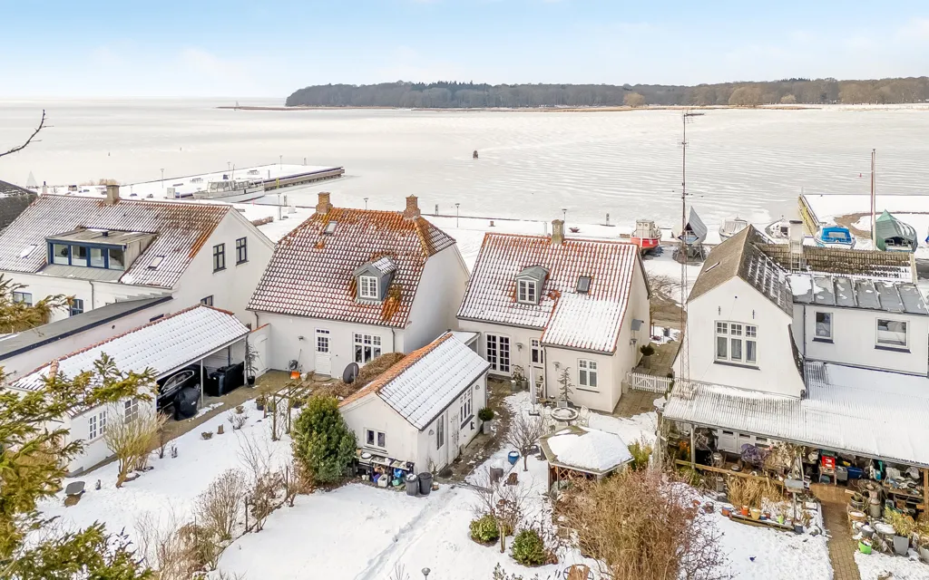 Vue aérienne - Renovated Villa with Harbour View in Nysted