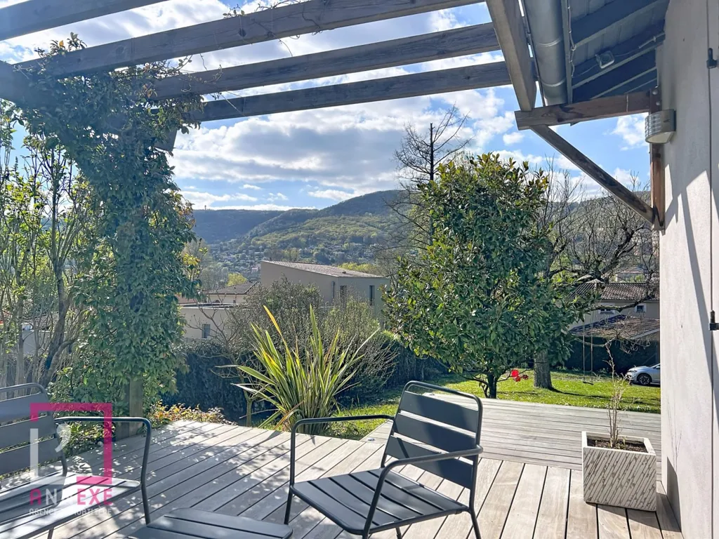 Terrace - 8-room house in Rochetaillée-sur-Saône