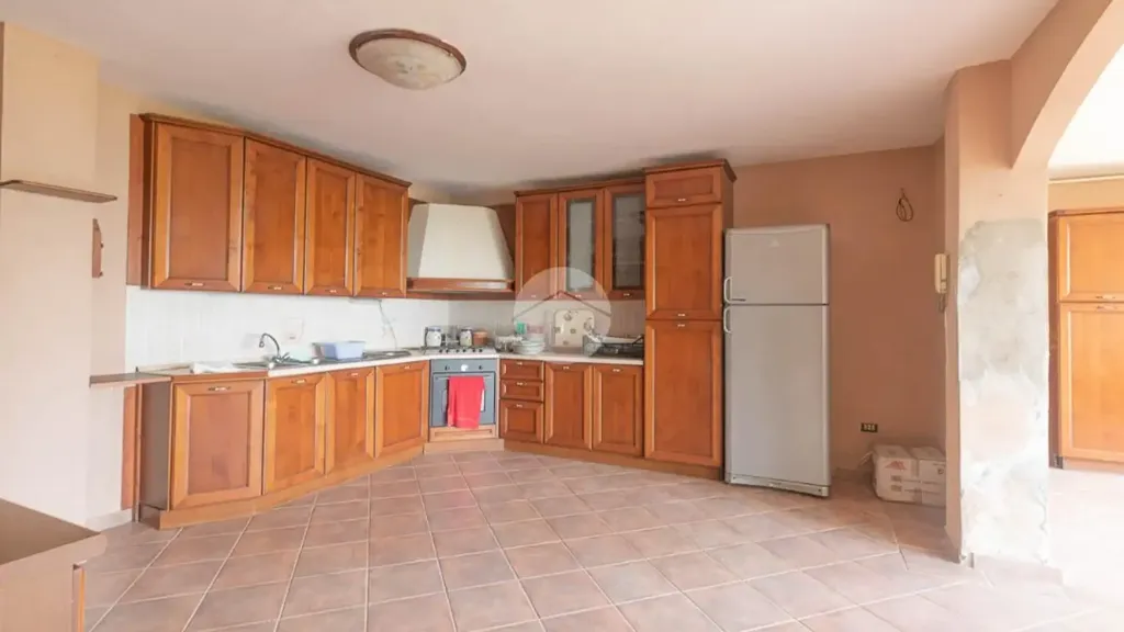 Cuisine - Villa with Private Garden in Montafia