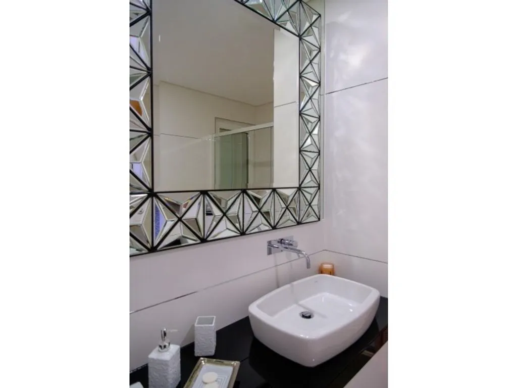 Vannitoad - Luxury Detached House with Pool in Aroeira, Almada