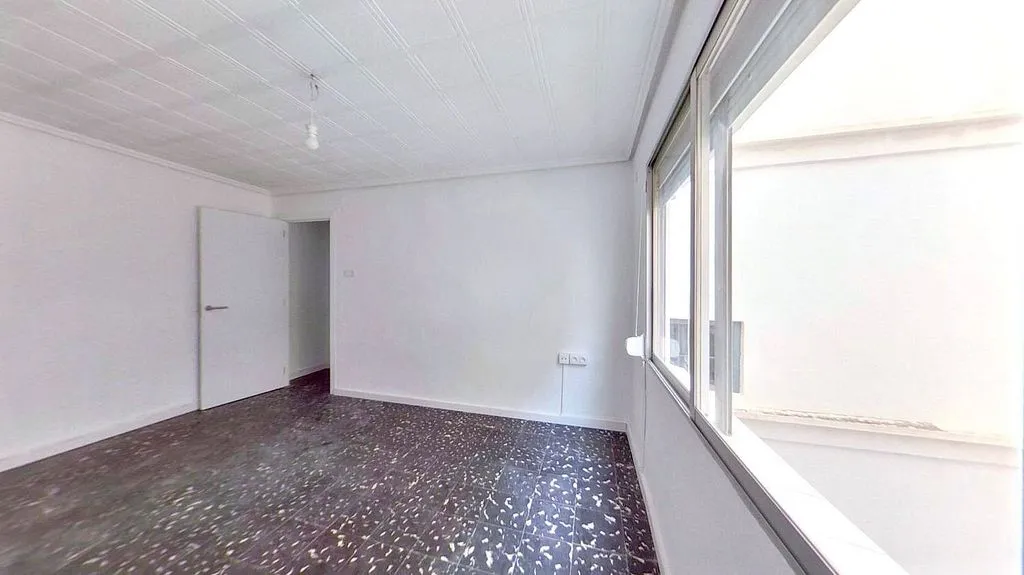 Pièces - Apartment with Lift in Godelleta