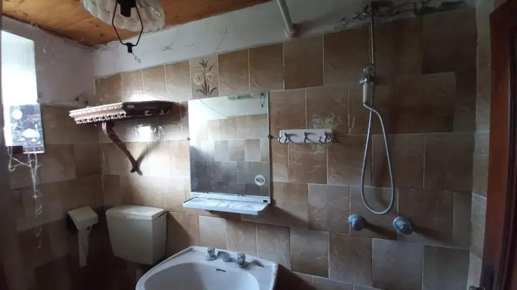 Vannitoad - Rustic Stone Cottage with Garden in Molazzana