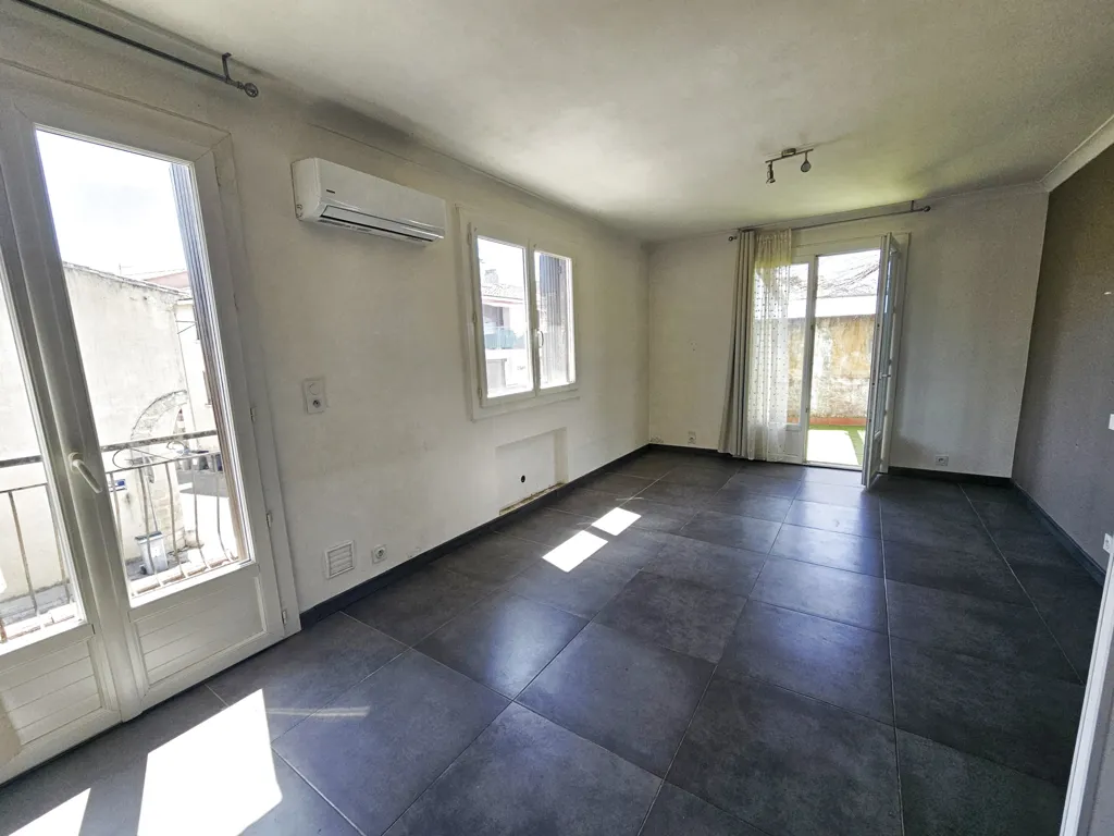 Stanze - House with Terrace in Aimargues
