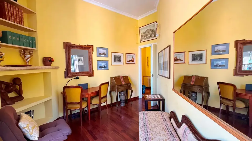 Elutuba - Charming Triplex with Balcony in Monteverde Vecchio