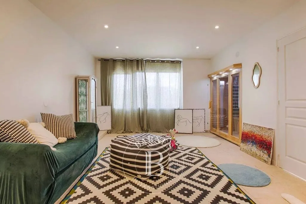 Elutuba - Luxury House with Pool in Saint-Étienne-la-Thillaye