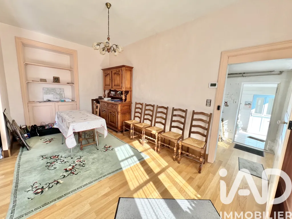 Salle à manger - Maison en Pierre avec Jardin à Thoiré-sur-Dinan