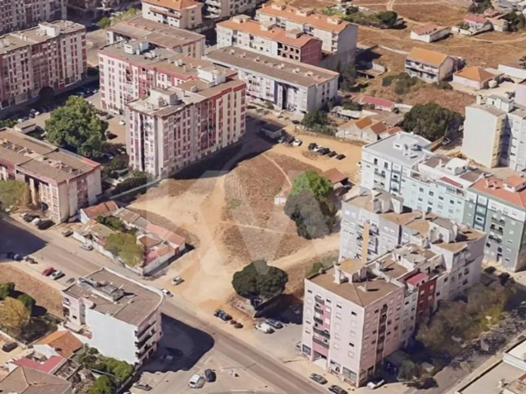 Õhuvaade - Development Land with Central Location in Setúbal