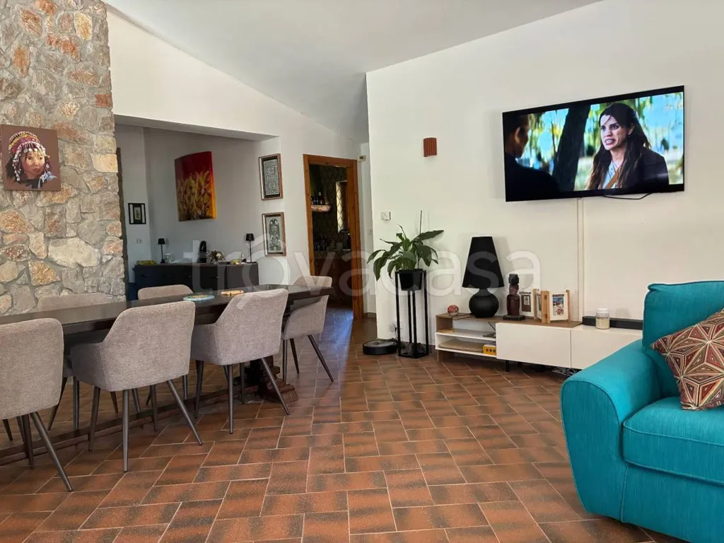 Soggiorno - Architectural Villa with Garden in Itri