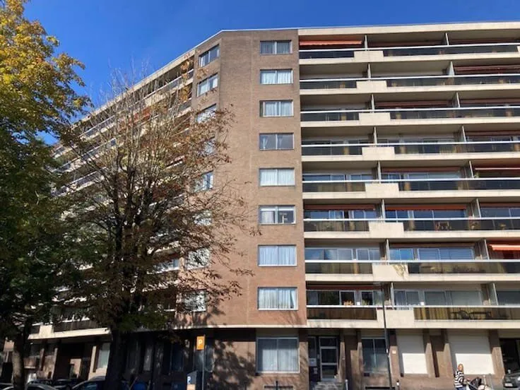 Flat with Panoramic View and Garage in North
