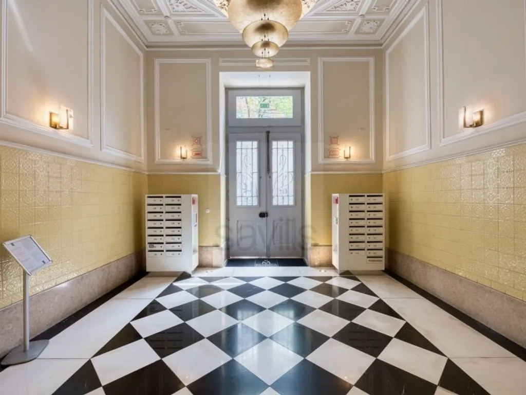 Esik - Luxury Flat with Pool in Duque de Loule, Lisbon