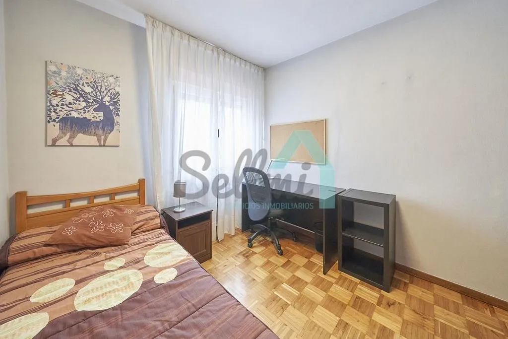 Camere da letto - Furnished Flat with Study Spaces in Oviedo