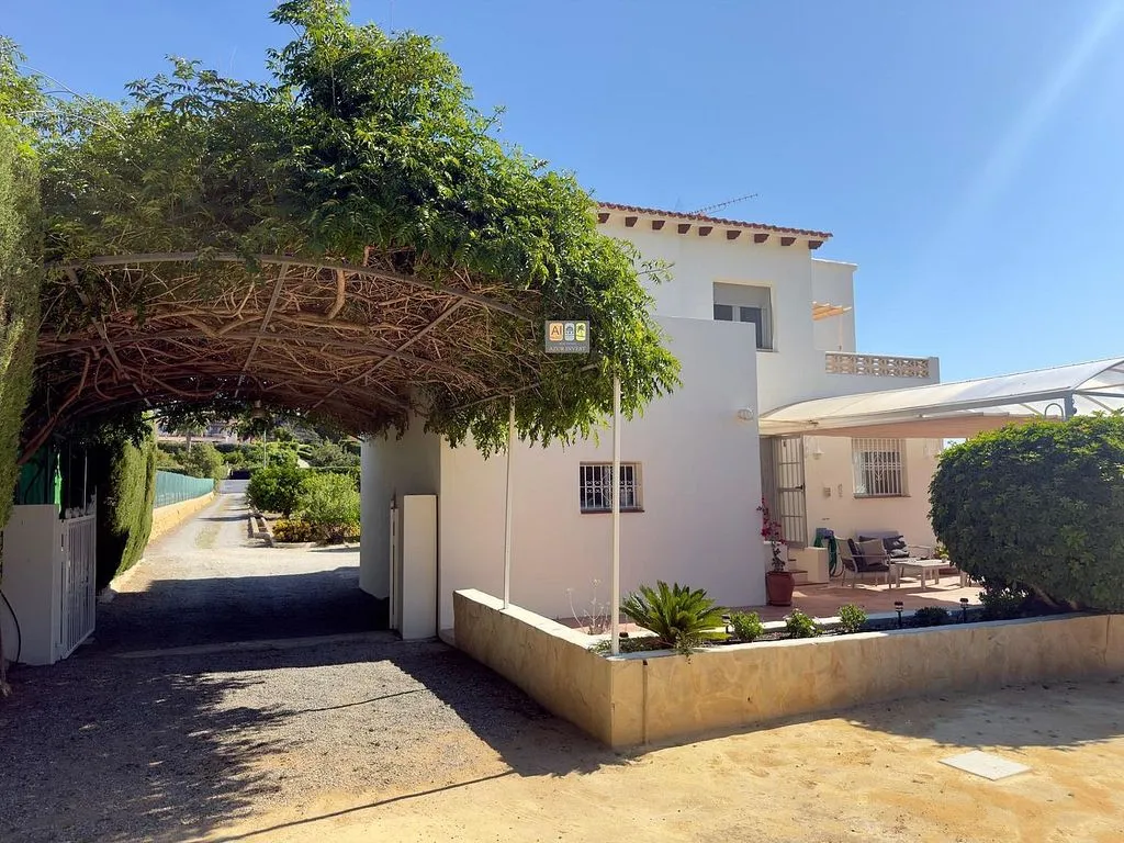 Extérieur - Chalet with Sea Views and Pool in Planet