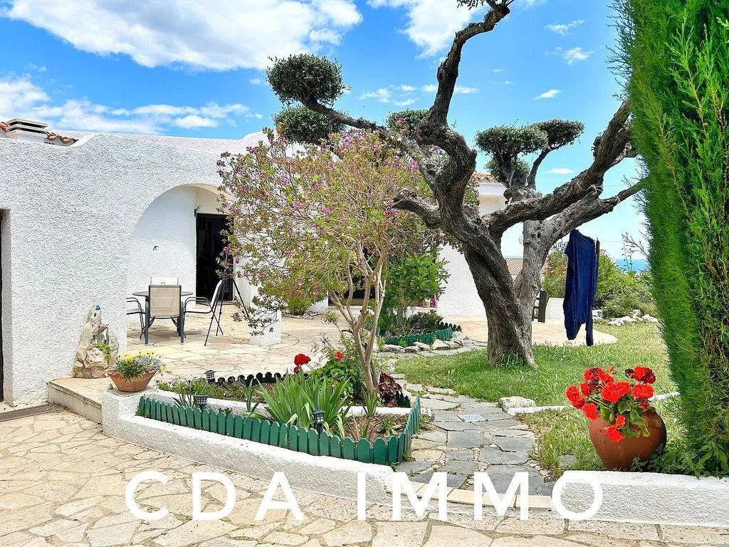 Terrass - Chalet with Pool and Sea View in Las Atalayas
