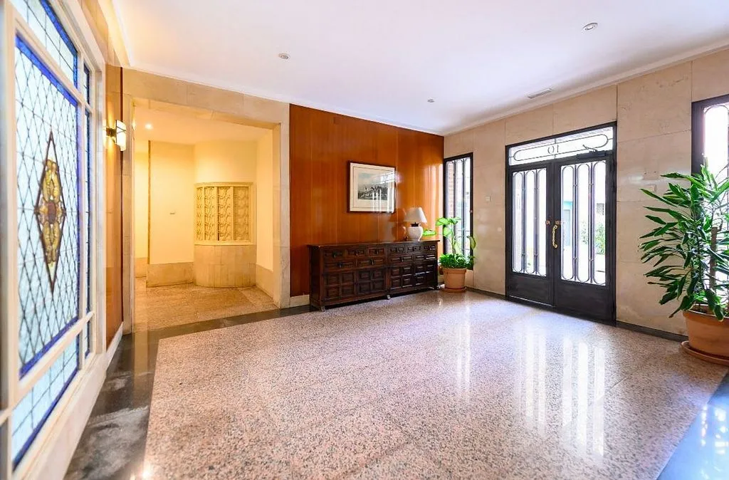 Ingresso - Apartment with A/C in Goya, Madrid