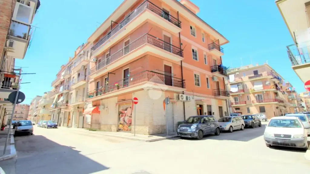 Välivaade - Three-Bedroom Apartment with Panoramic Balcony in Lucera
