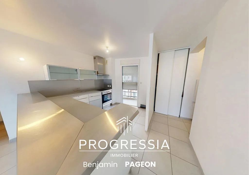 Cucina - T3 Flat with South-Facing Terrace in Sainte-Anne