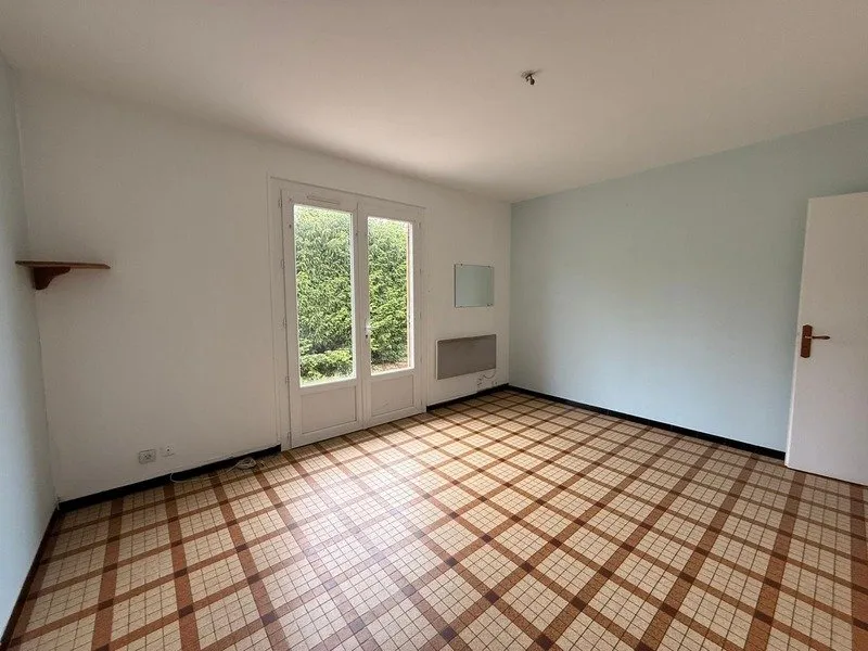 Stanze - Traditional House with Constructible Land in Lesparre-Médoc