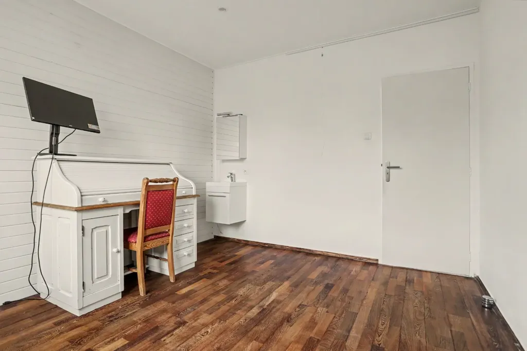 Studio - Fully Ground Floor Bungalow with Garden in Putte