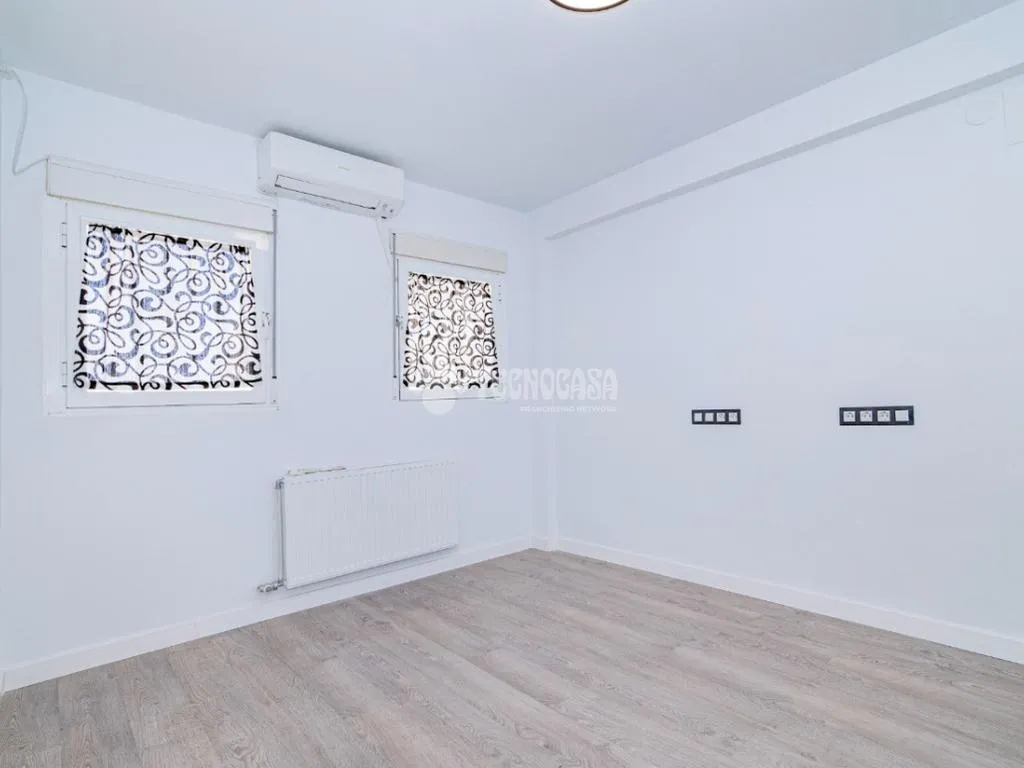 Stanze - Fully Renovated Duplex with Patio in Granada
