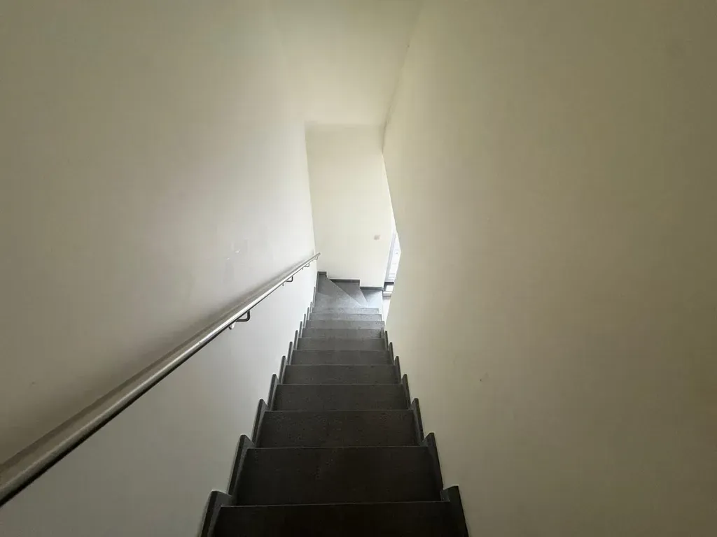 Pièces - Duplex avec Terrasse de 18 m² à As