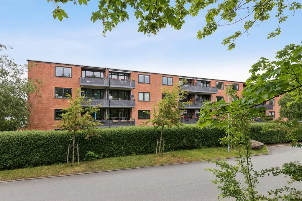 Exterior - Apartment with Garden Access in Kastrup