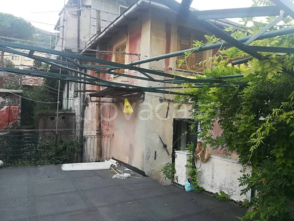 Jardin - Newly Constructed Flat with Garden in Bregnano
