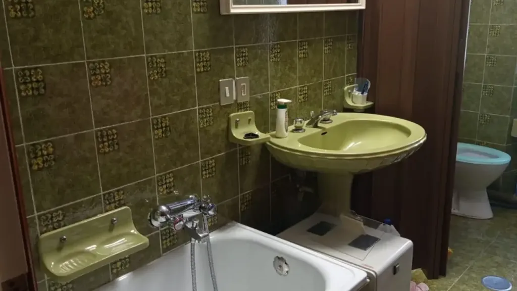 Salles de bain - Two-Bedroom Apartment with Balcony in Moricone