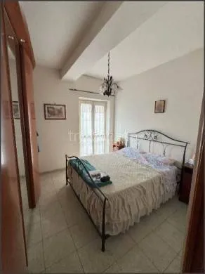 Chambres - Apartment with Balcony in Sezze