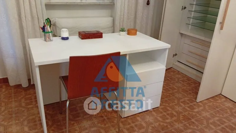 Bureau - Ground Floor Flat with Garden in Santa Croce sull'Arno