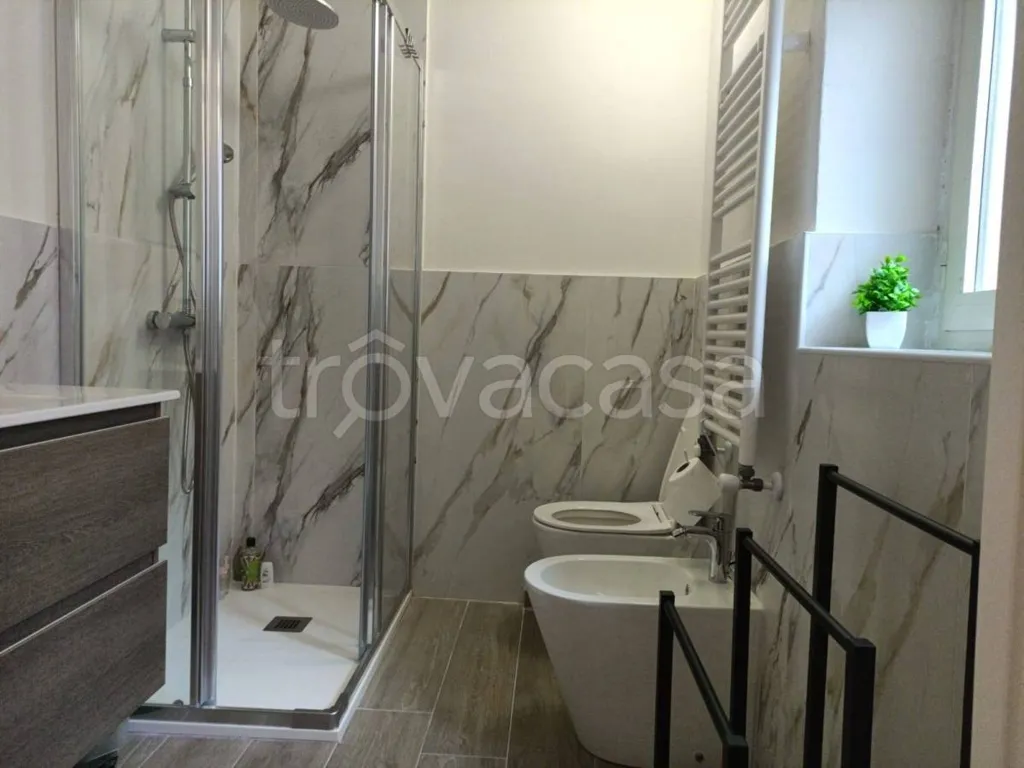 Bagni - Modernised Apartment with Balcony in Turin
