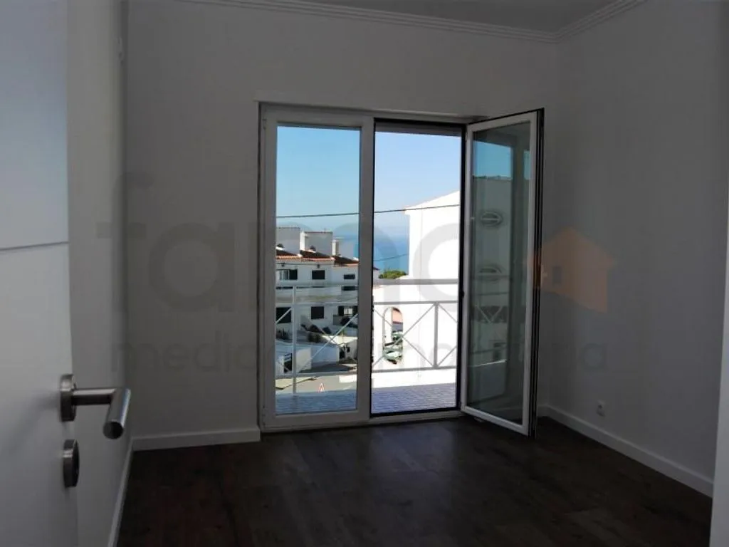 Rõdu - Remodelled House with Sea View in Ericeira