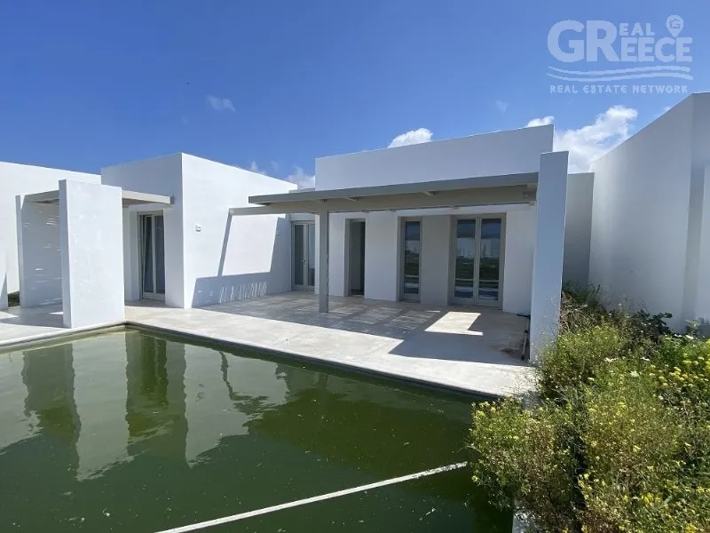 Piscine - Contemporary Villa with Pool in Naxos