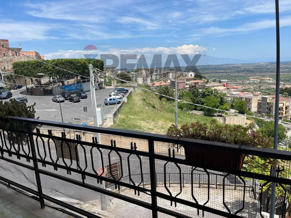 Balcon - Semi-Independent House with Etna View in Melilli